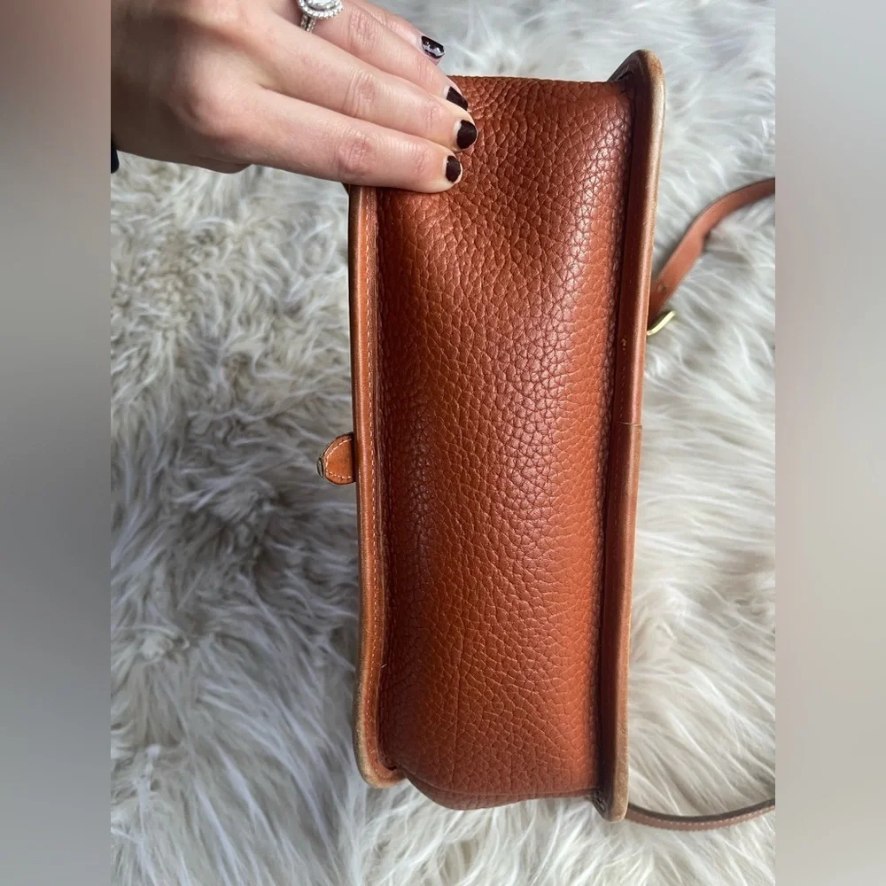 Dooney And & Bourke All Weather Pebble Leather Brown Crossbody Bag Made In USA